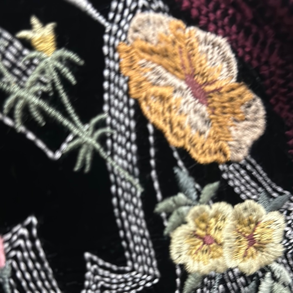 Johnny Was Black velvet Floral Embroidered Tunic - Picture 7 of 7
